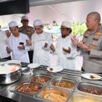 Lautan Jemaah Haul Datu Kelampayan ke-220: Polda Kalsel Pastikan Arus Lancar Compress_20260327_065340_0582